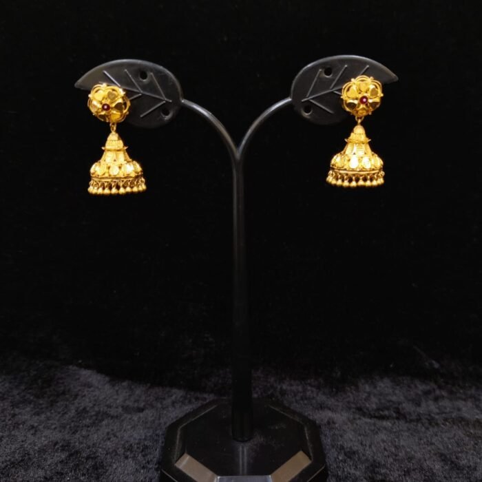 EARING