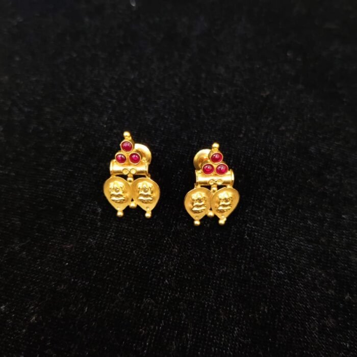 EARING