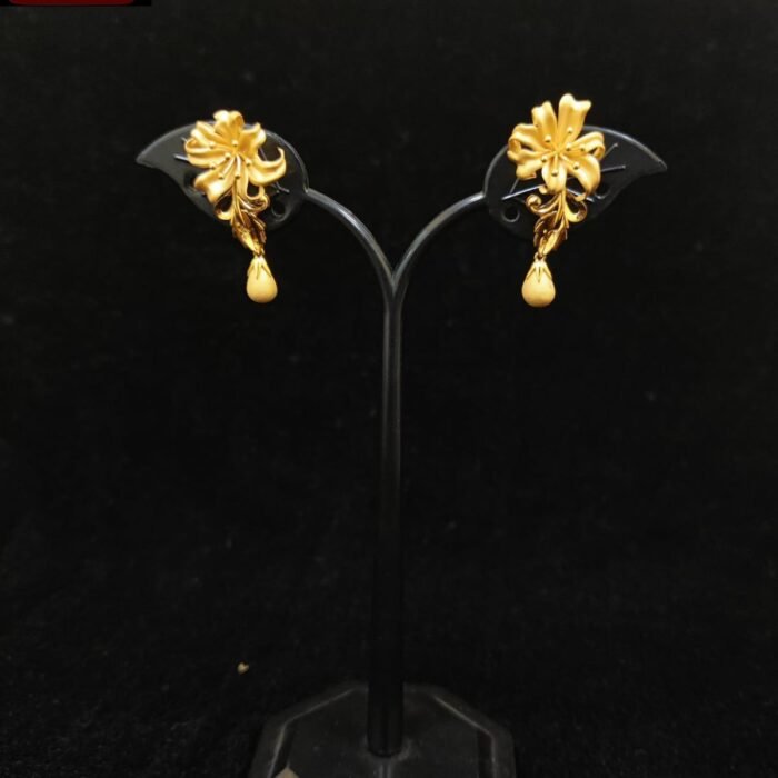 EARING
