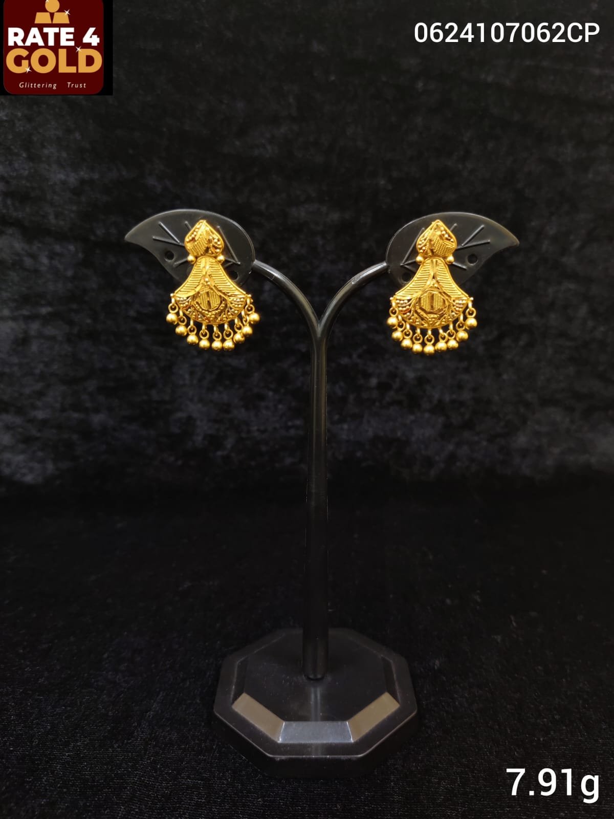 EARING