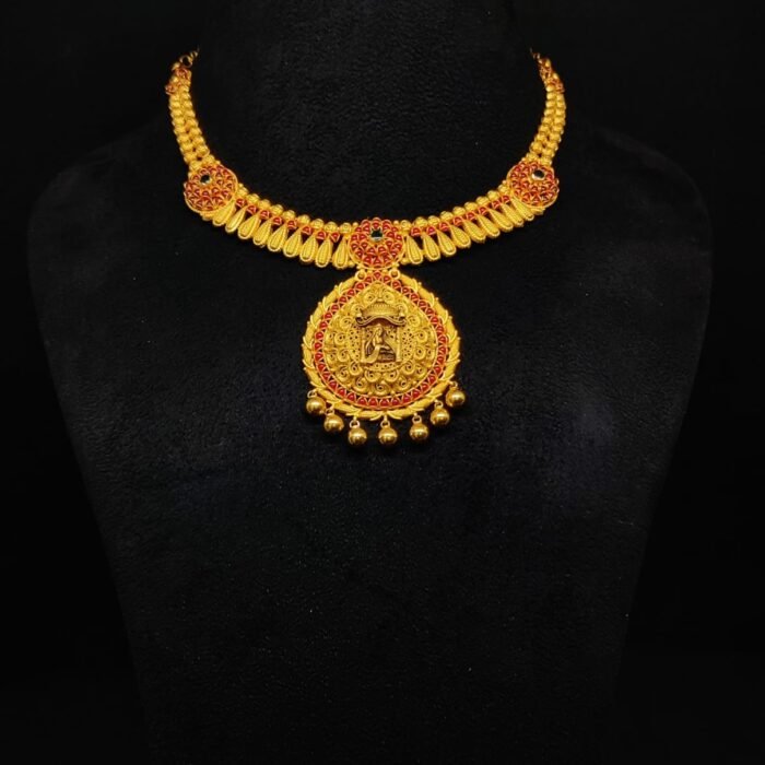 NECKLACE