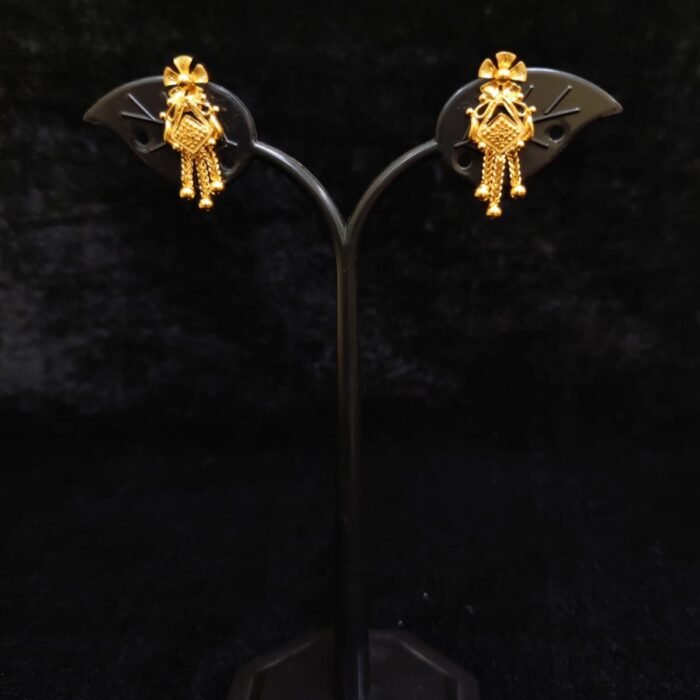EARING