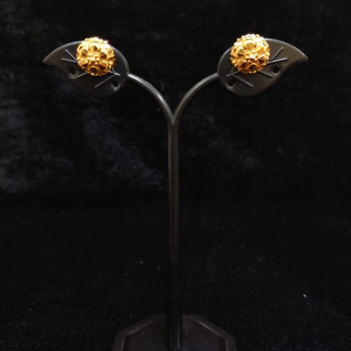 EARING