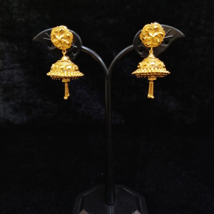 EARING