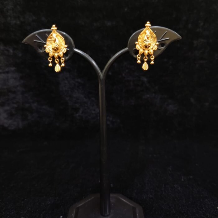 EARING