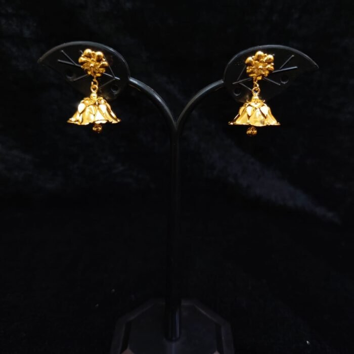 EARING