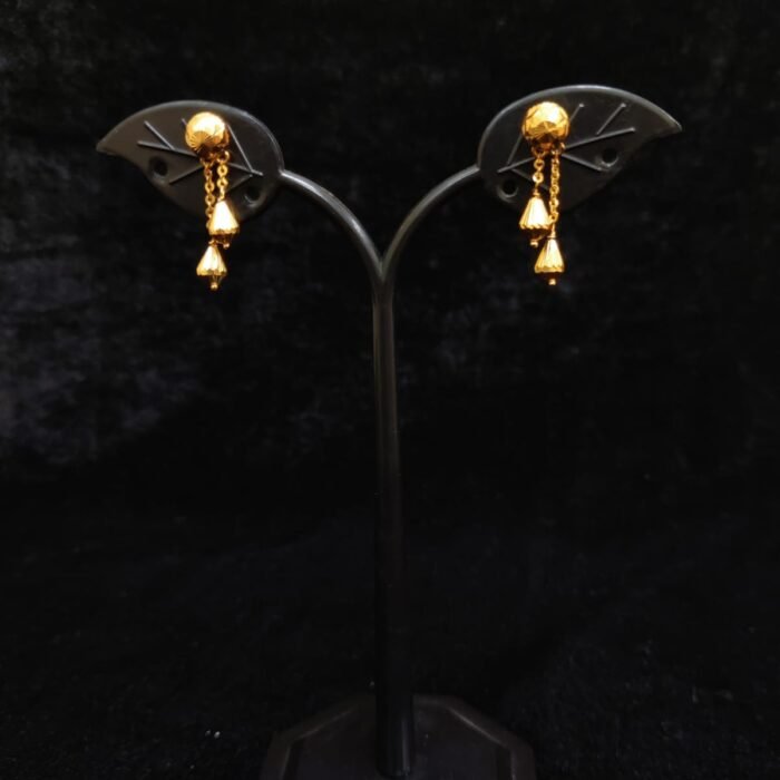 EARING