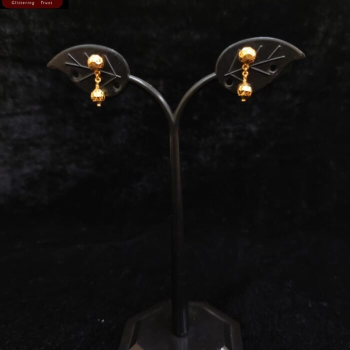 EARING