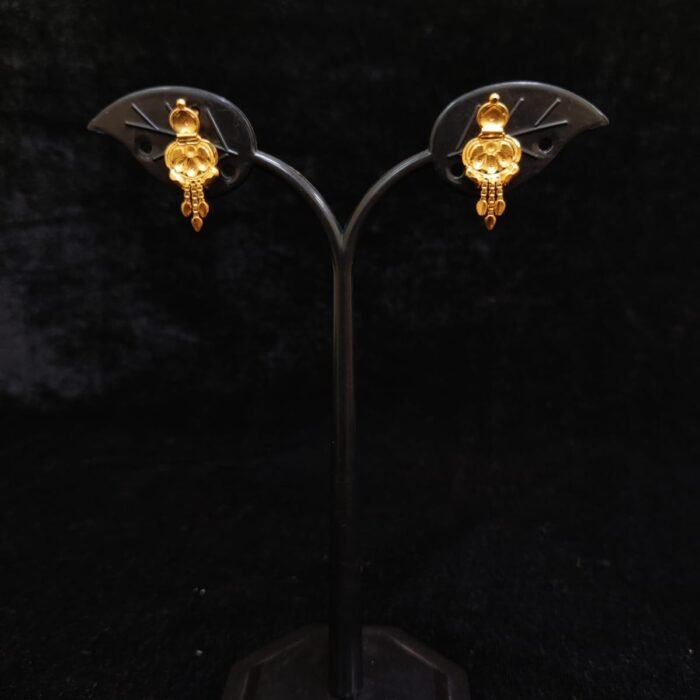EARING
