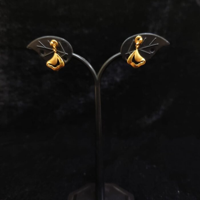 EARING