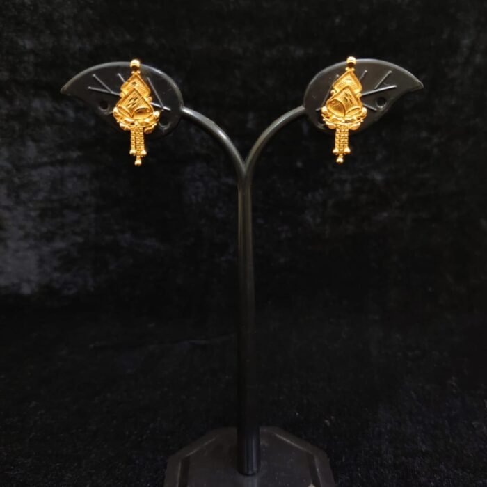 EARING
