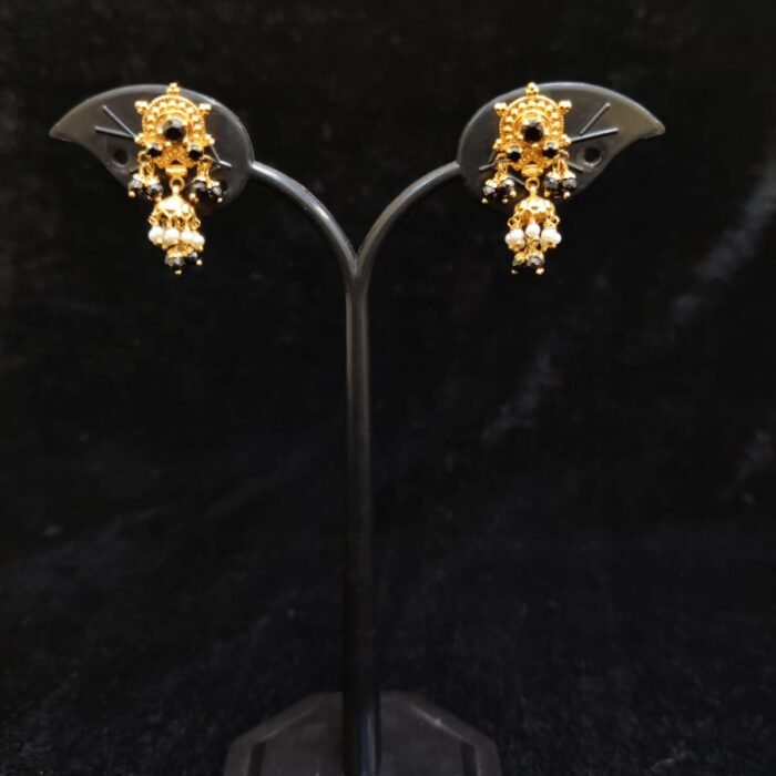 EARING