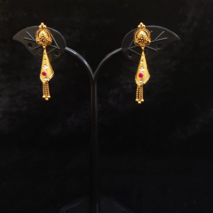 EARING