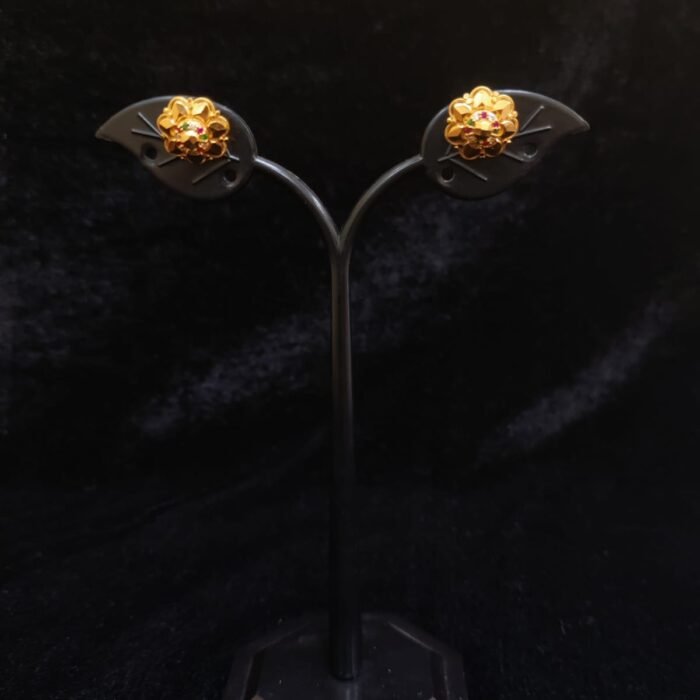 EARING