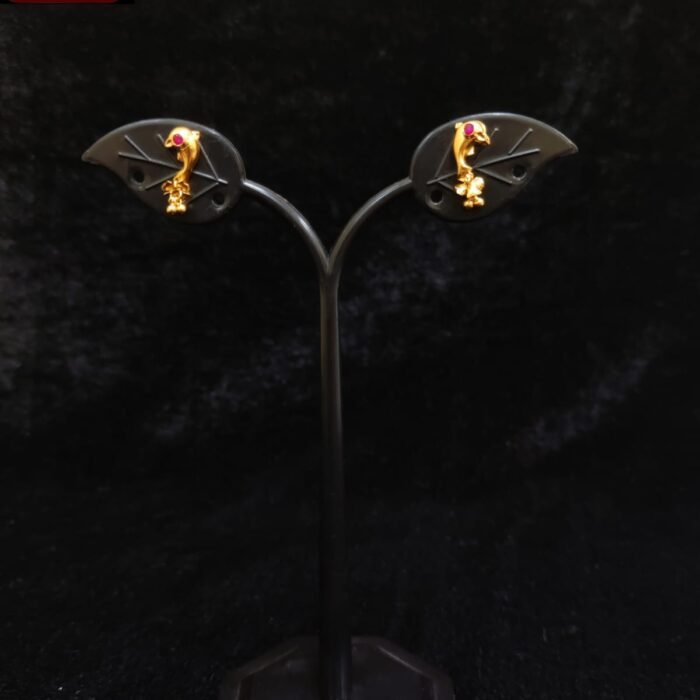 EARING