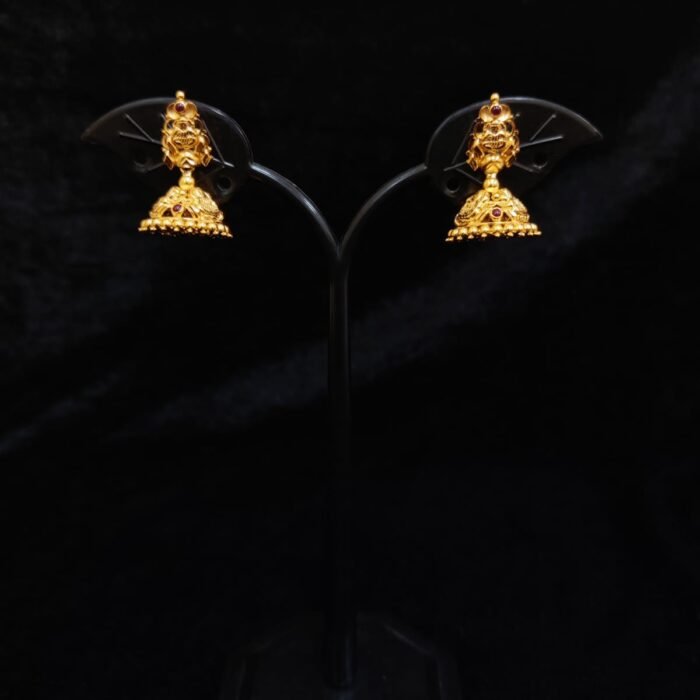 EARING