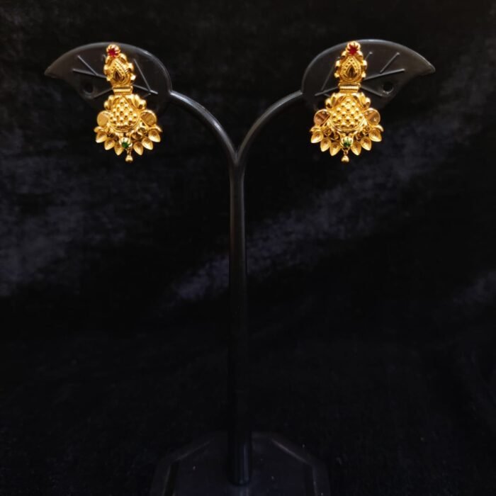 EARING