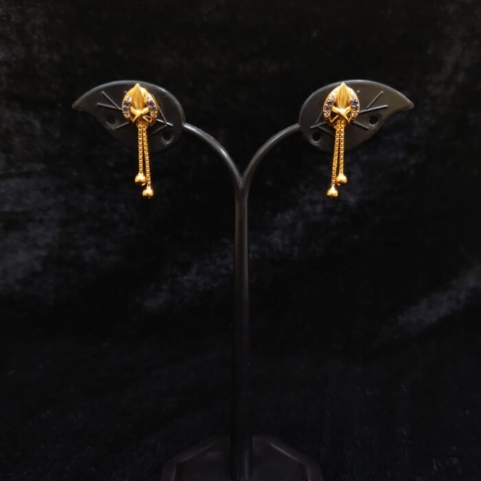 EARING