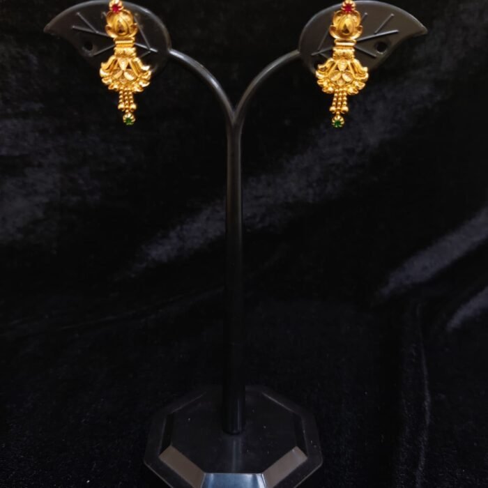 EARING