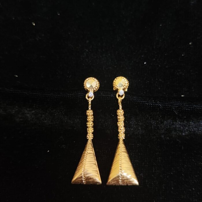 EARING