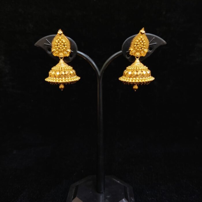 EARING