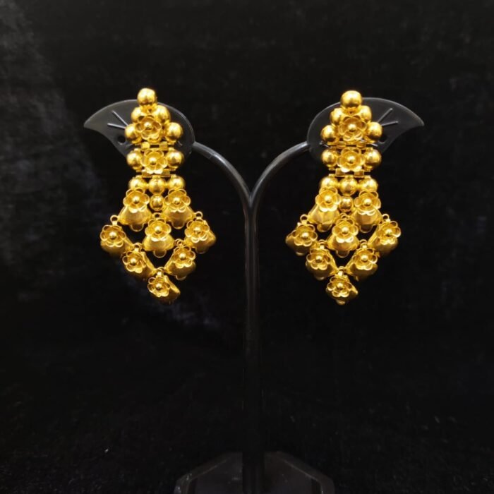 EARING