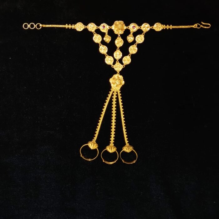 BRACELET